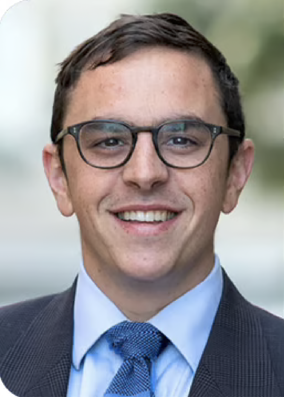 Dr. Dickinson, Oral & Maxillofacial Surgeon at Dr. Soto The Downey Dentist
